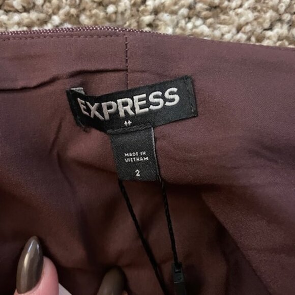 High Waisted Express Skirt - Picture 3 of 6